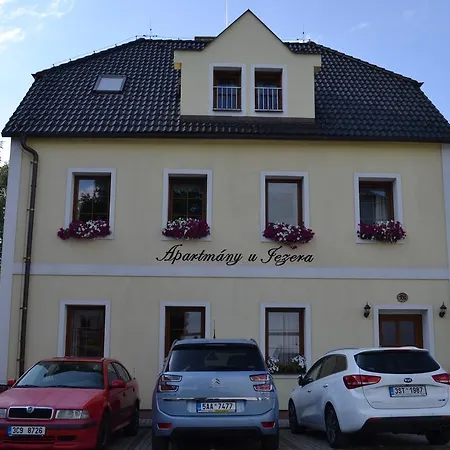 Apartmany U Jezera Na Namesti Frymburk Exterior photo