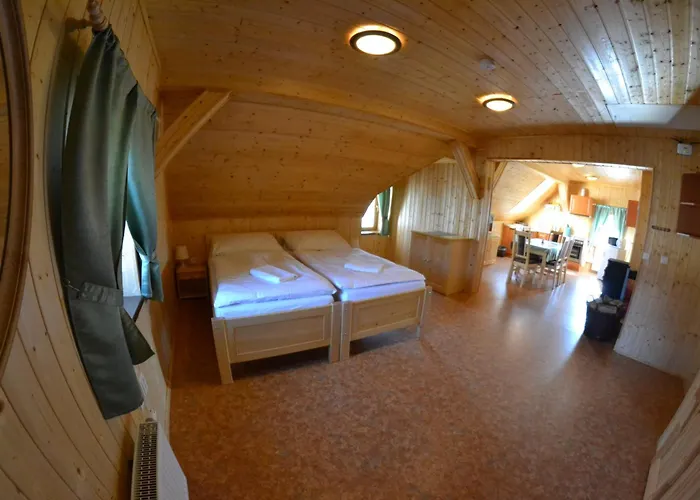 Apartmany U Jezera Na Namesti
