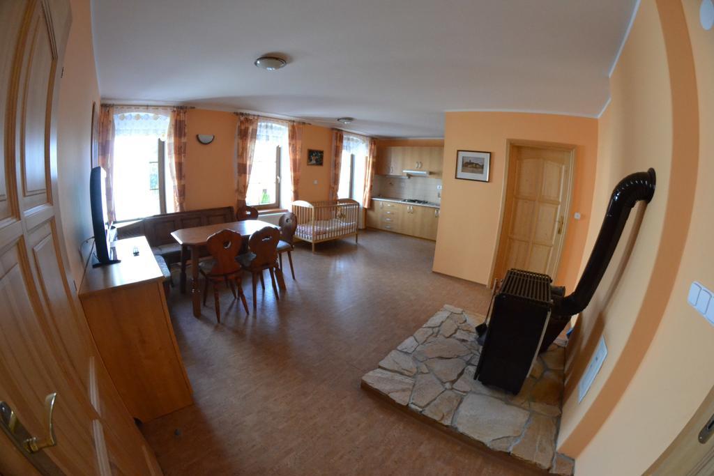 Apartment U Jezera Na Namesti