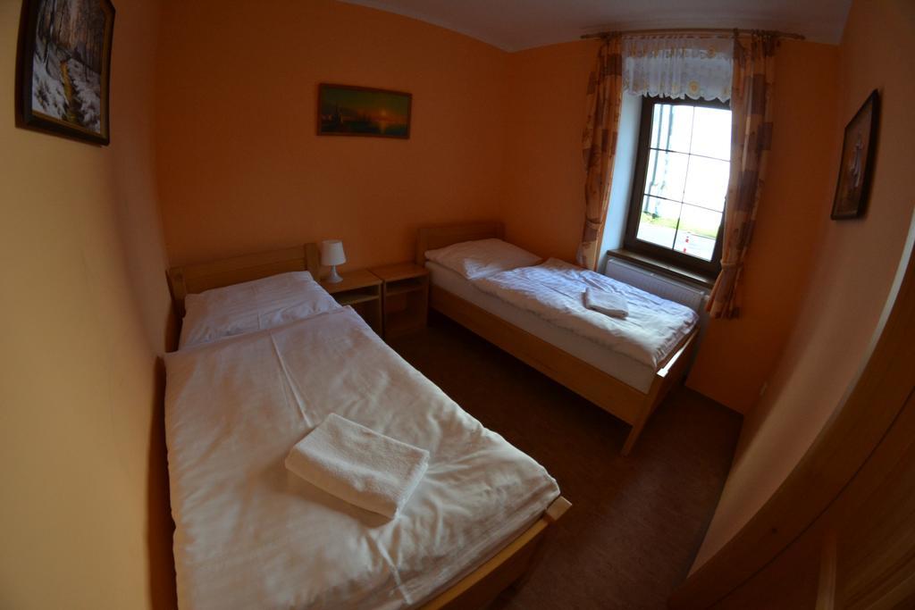U Jezera Na Namesti Apartment