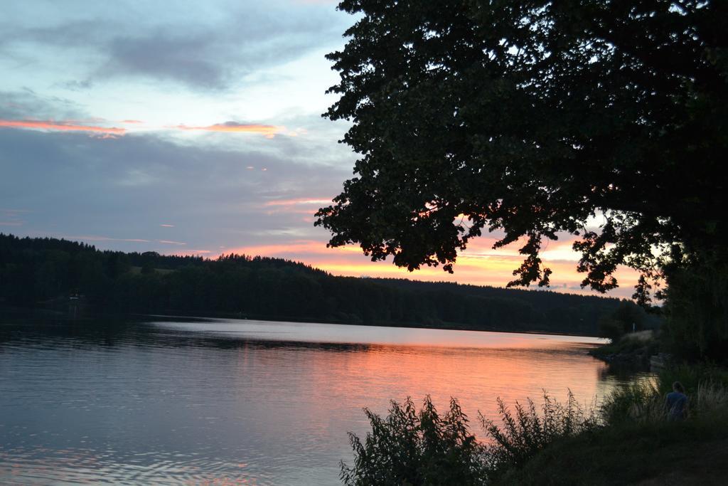 U Jezera Na Namesti Frymburk nad Vltavou